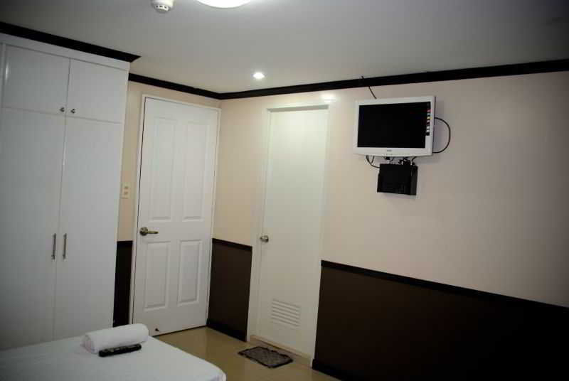Cebu Fiesta Business Suites Buitenkant foto