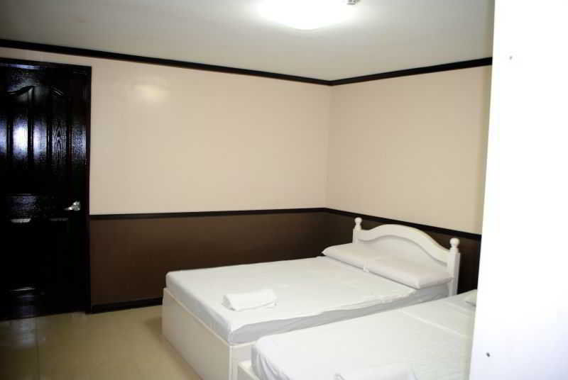 Cebu Fiesta Business Suites Buitenkant foto